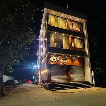Hotel Sai Ssl เชอร์ดี ภายนอก รูปภาพ